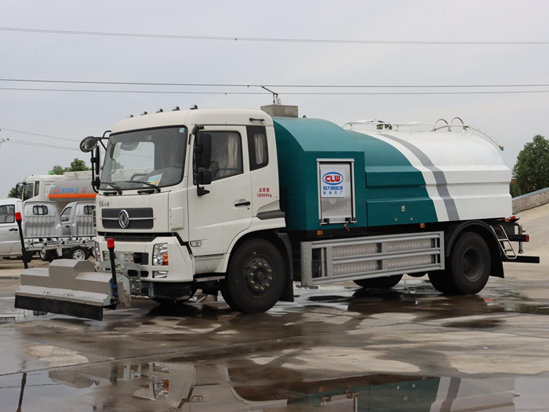  CL5182GQXBEV型純電動(dòng)清洗車(chē)