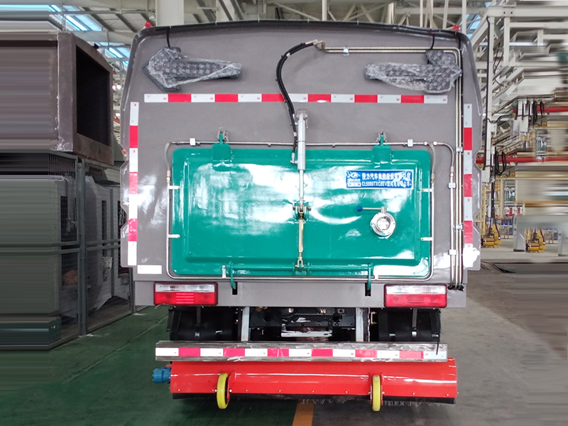 東風(fēng)華神CL5080TXCBEV型純電動(dòng)吸塵車(chē)