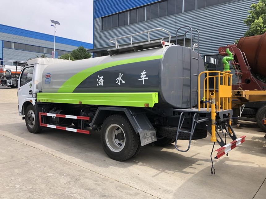 D7.F7系列9.28方灑水車(chē)